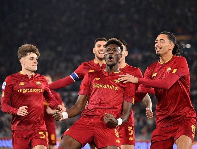 尼斯VS罗马,法甲劲旅对决意甲豪门,小组出线关键战!